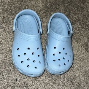 Blue crocs in great conditions